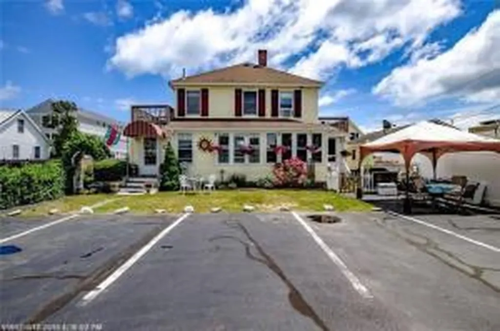 103 E Grand Avenue Old Orchard Beach ME 04064