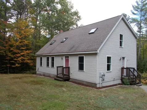 81 Colonial Circle Harrison ME 04040