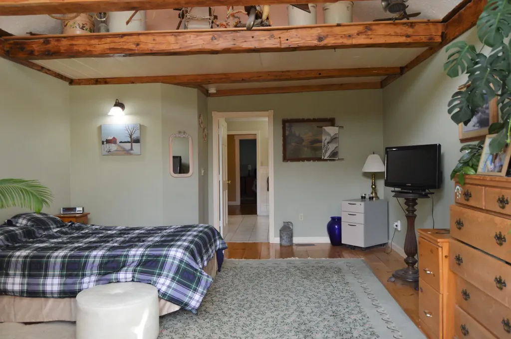 21 Veazie Road Searsport ME 04974
