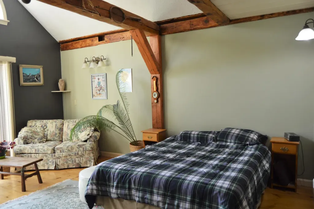 21 Veazie Road Searsport ME 04974