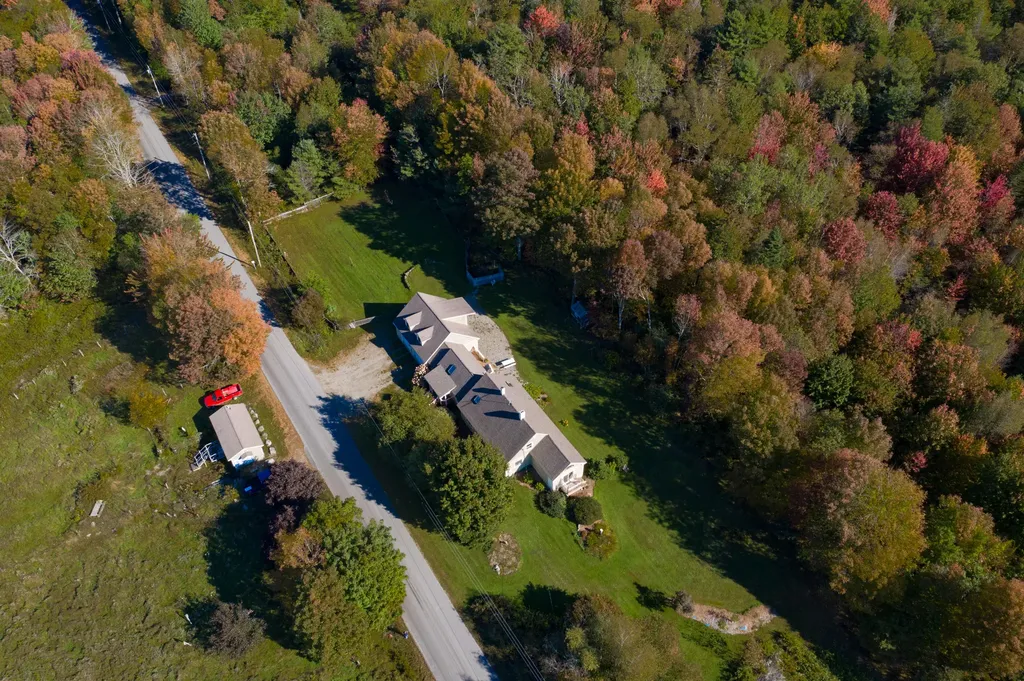 21 Veazie Road Searsport ME 04974