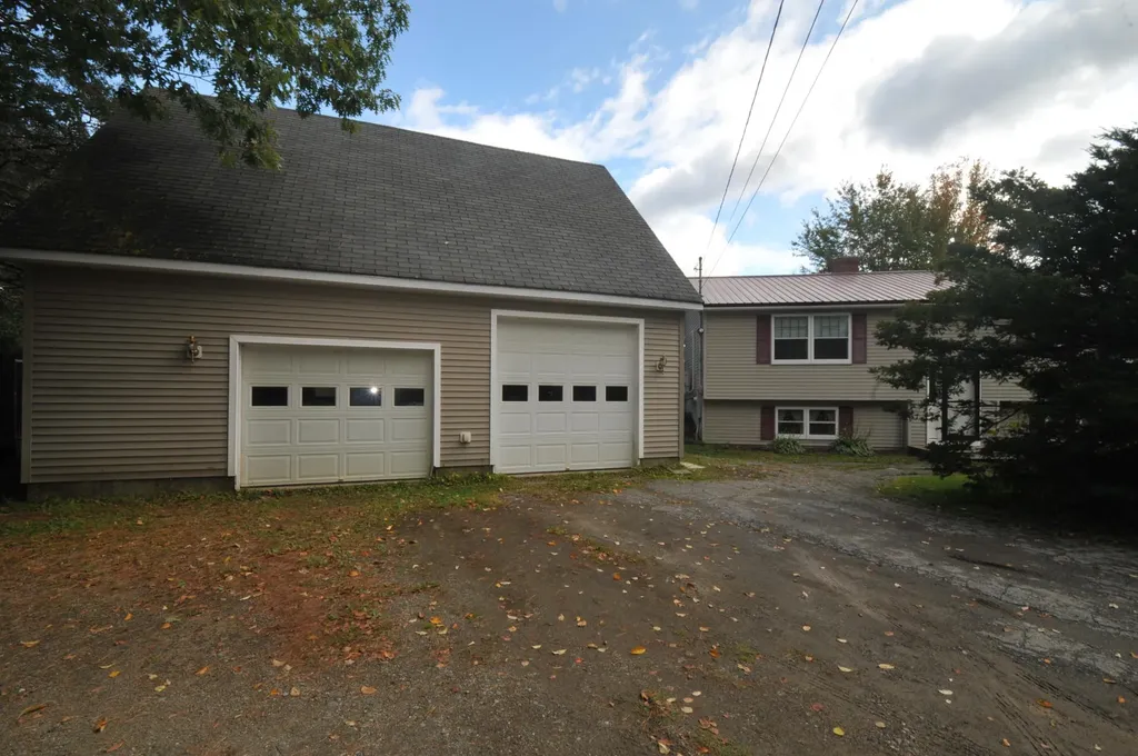 59 Black Stream Drive Levant ME 04456