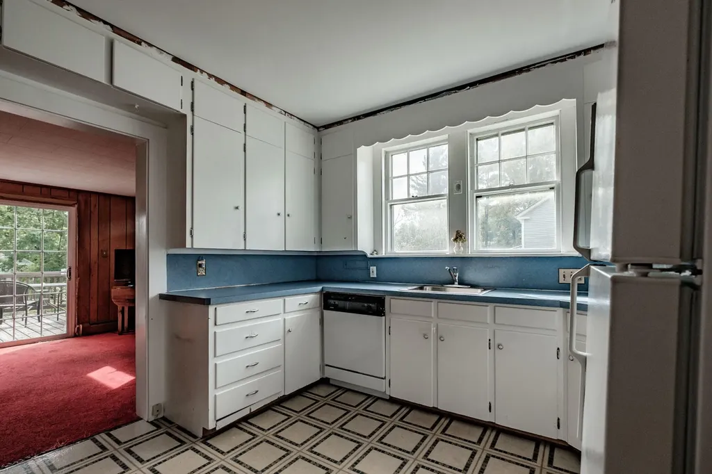 26 Webster Avenue Westbrook ME 04092
