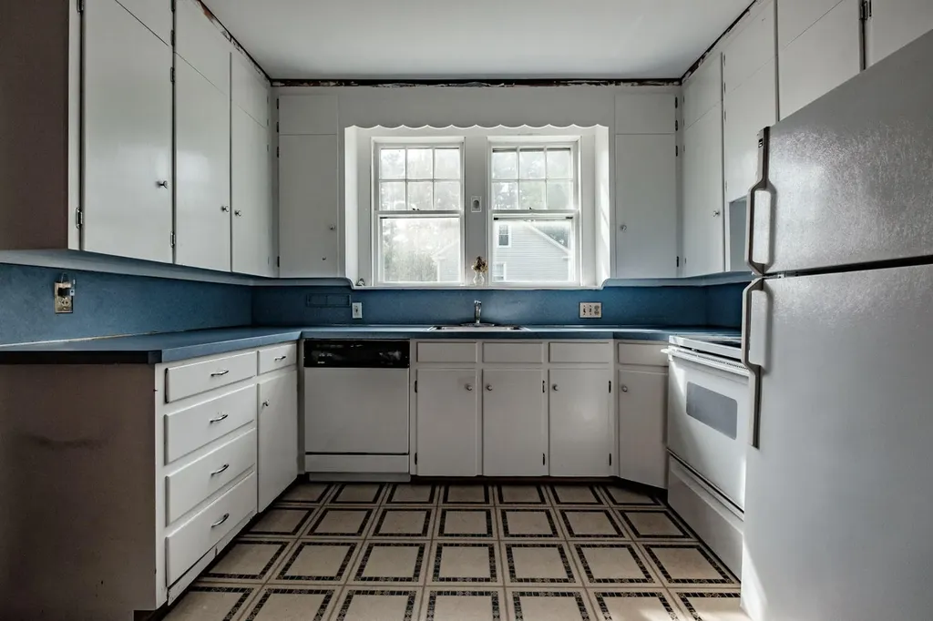 26 Webster Avenue Westbrook ME 04092