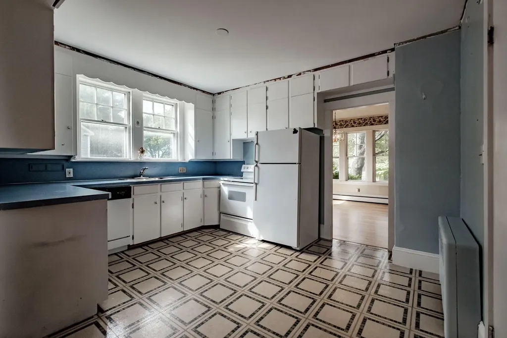 26 Webster Avenue Westbrook ME 04092