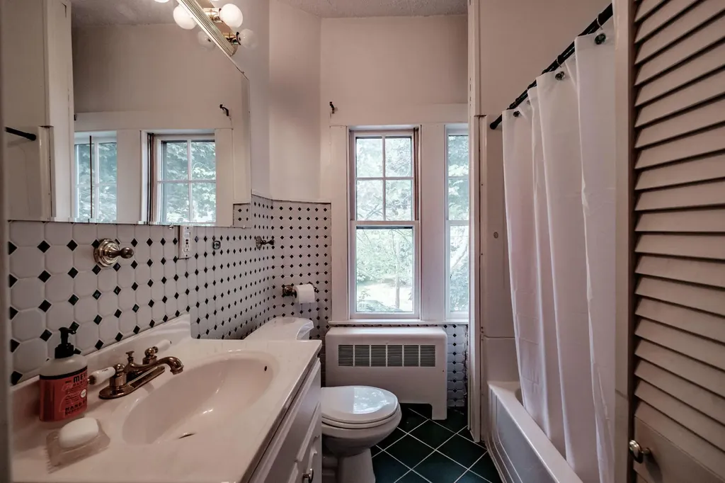 26 Webster Avenue Westbrook ME 04092