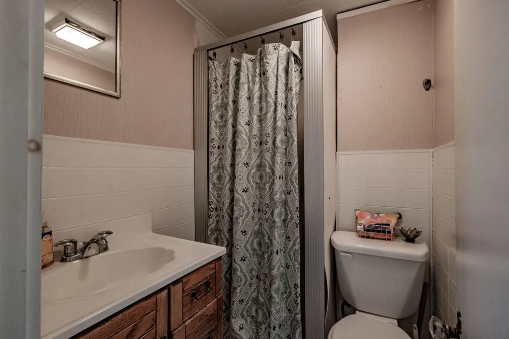 26 Webster Avenue Westbrook ME 04092