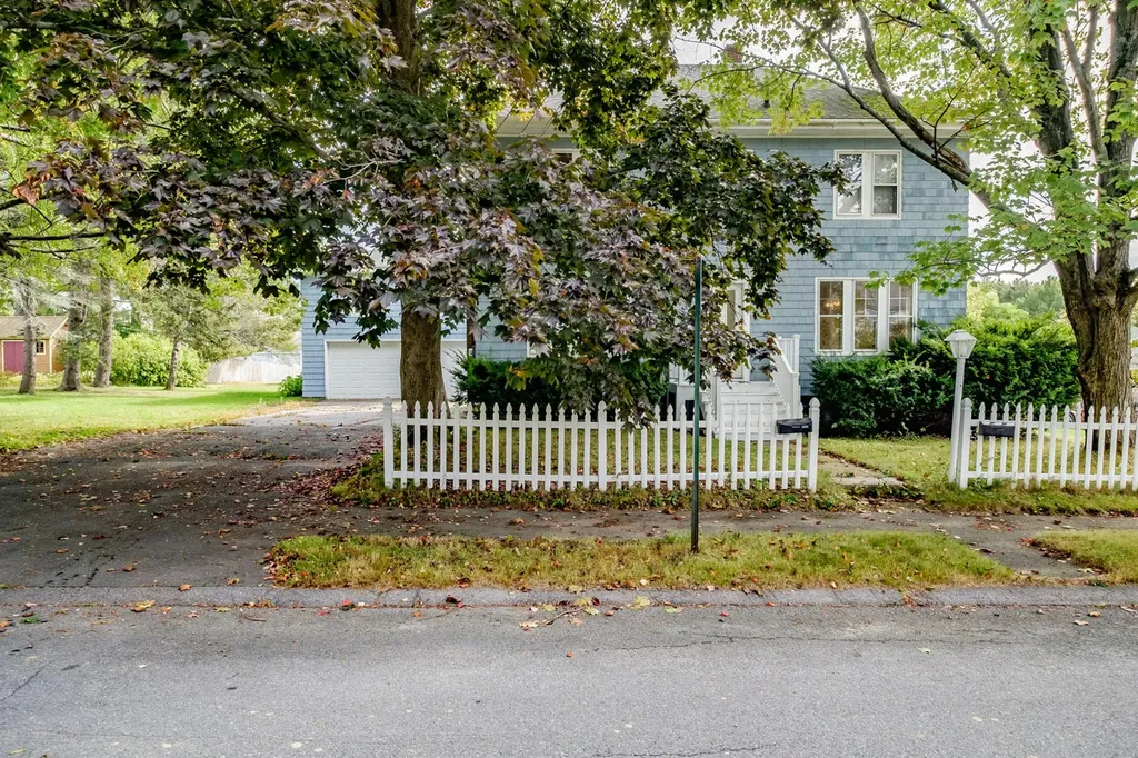 26 Webster Avenue Westbrook ME 04092