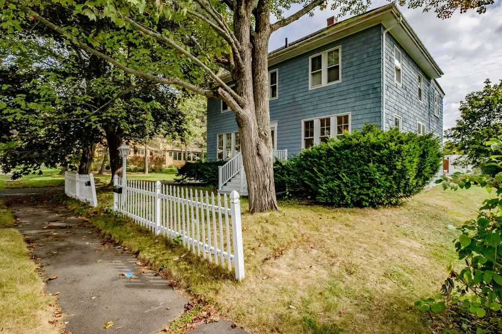 26 Webster Avenue Westbrook ME 04092