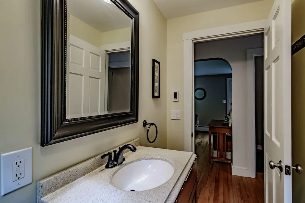 153 Cousins Street Yarmouth ME 04096