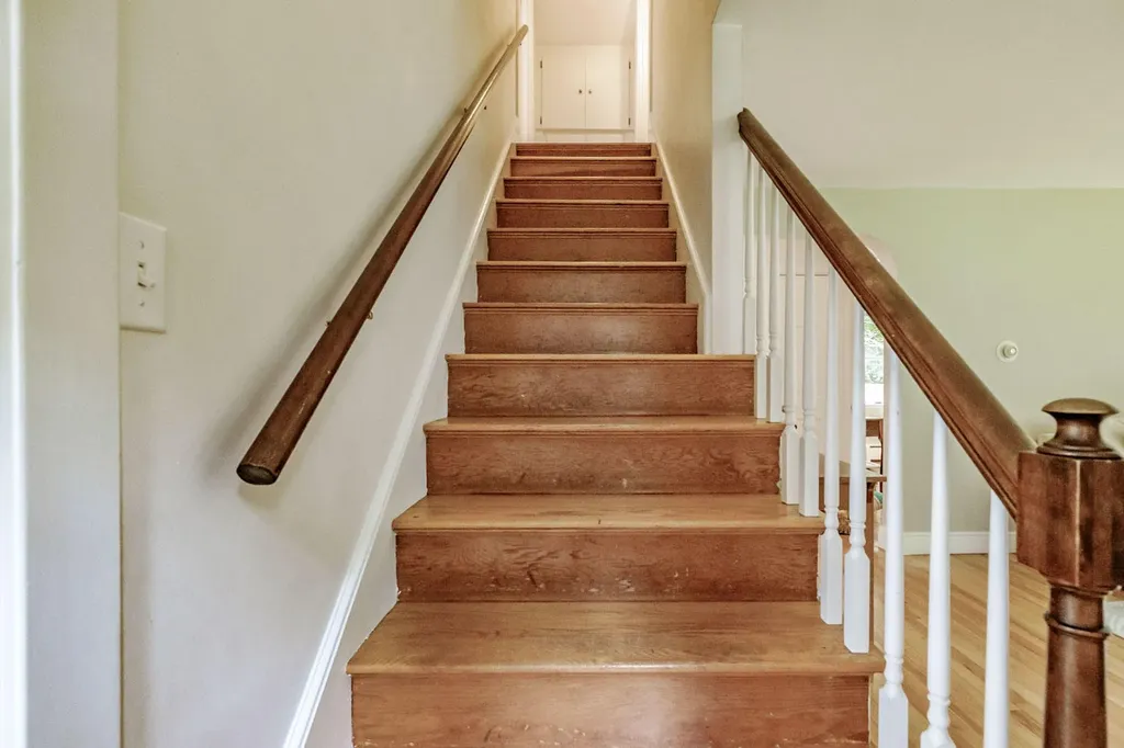 153 Cousins Street Yarmouth ME 04096