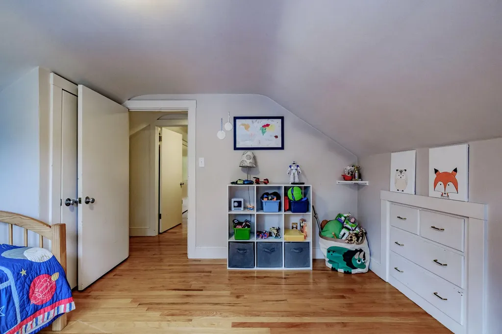 153 Cousins Street Yarmouth ME 04096