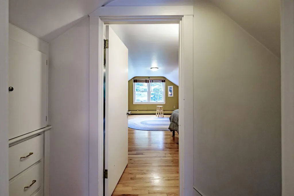 153 Cousins Street Yarmouth ME 04096