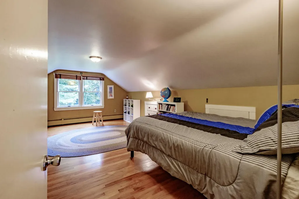 153 Cousins Street Yarmouth ME 04096