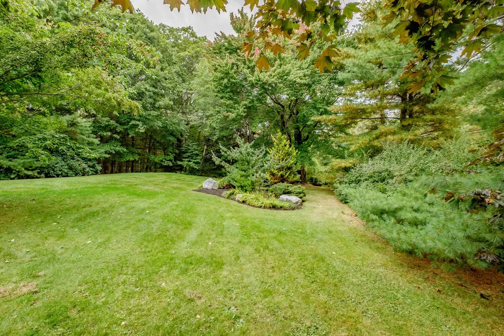 153 Cousins Street Yarmouth ME 04096