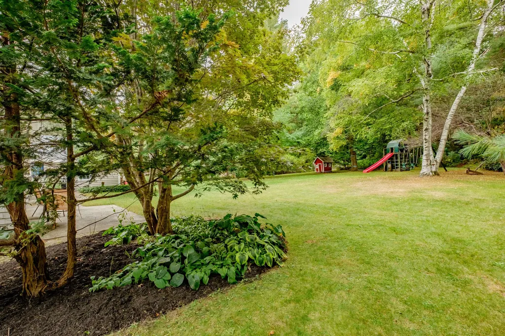 153 Cousins Street Yarmouth ME 04096