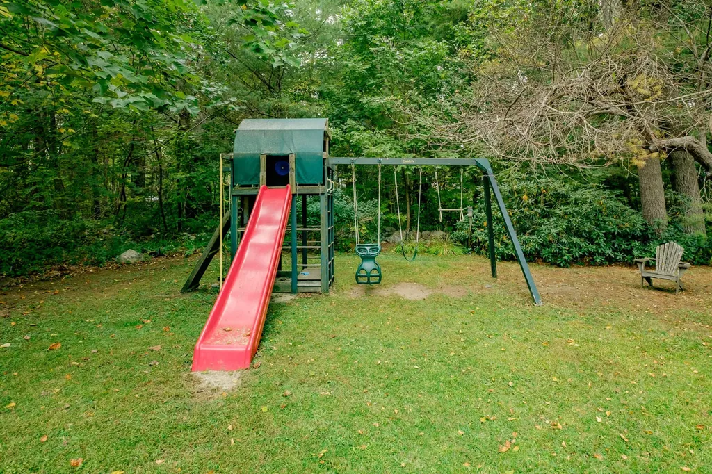 153 Cousins Street Yarmouth ME 04096