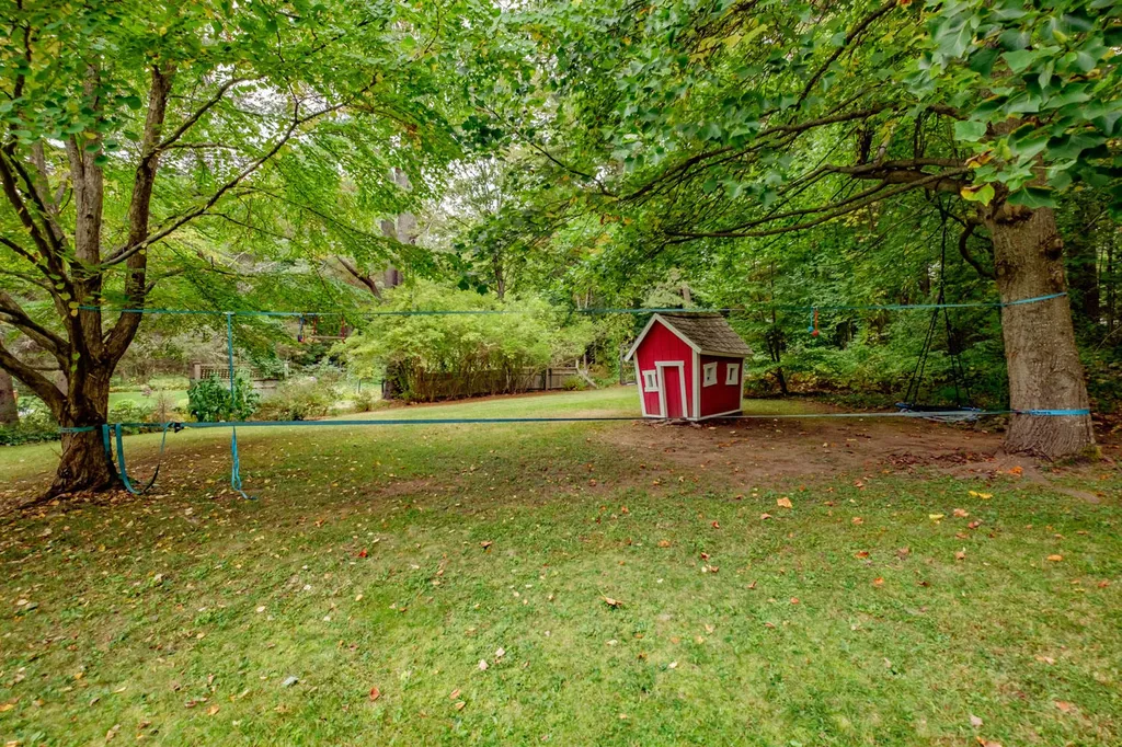 153 Cousins Street Yarmouth ME 04096