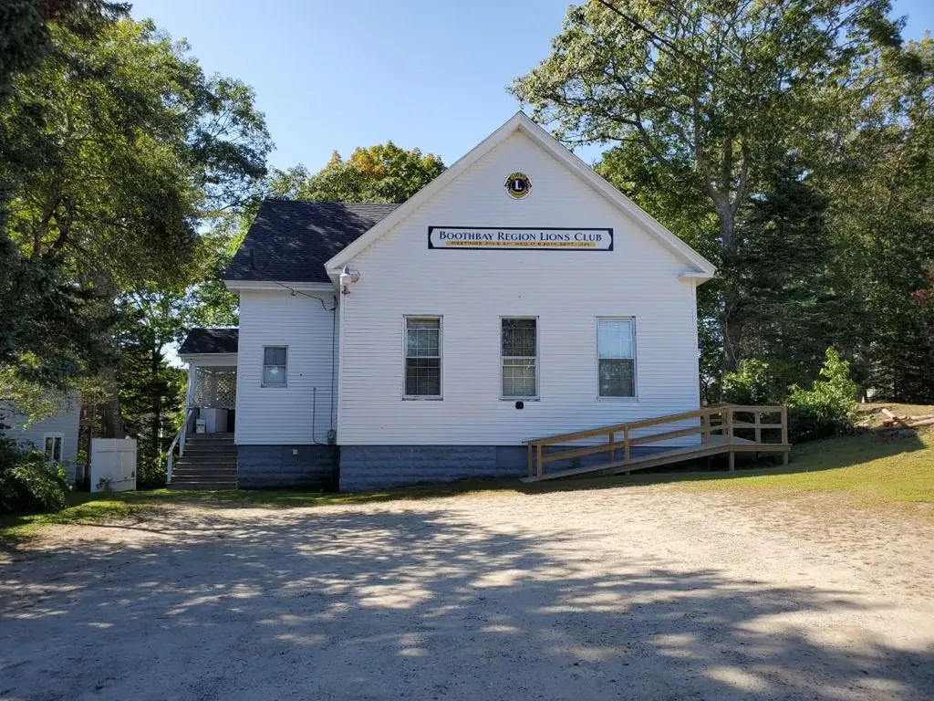 12 Lakeview Road Boothbay Harbor ME 04538