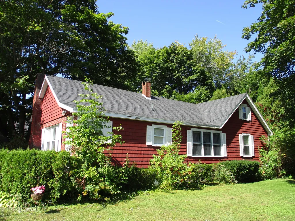 93 Rankin Street Rockland ME 04841