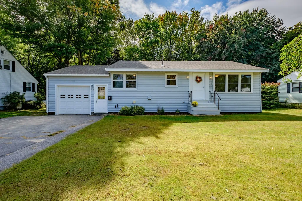 29 Lugrin Street Westbrook ME 04092