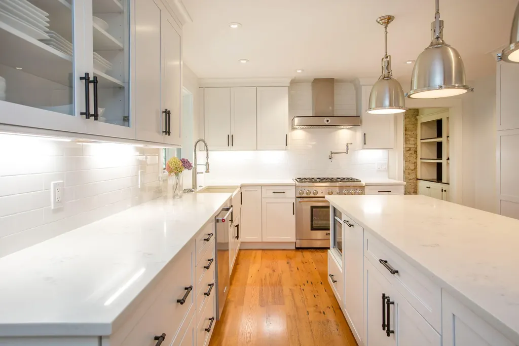 33 Meadowbrook Road Brunswick ME 04011