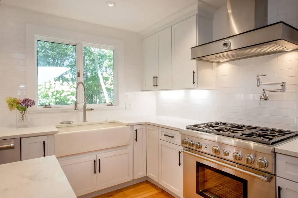 33 Meadowbrook Road Brunswick ME 04011