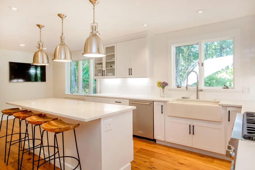 33 Meadowbrook Road Brunswick ME 04011