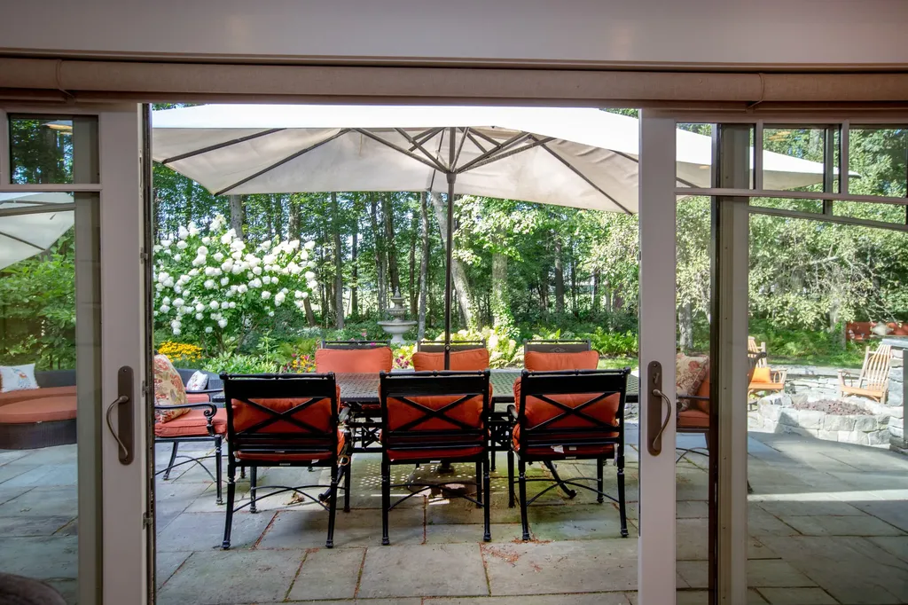 33 Meadowbrook Road Brunswick ME 04011