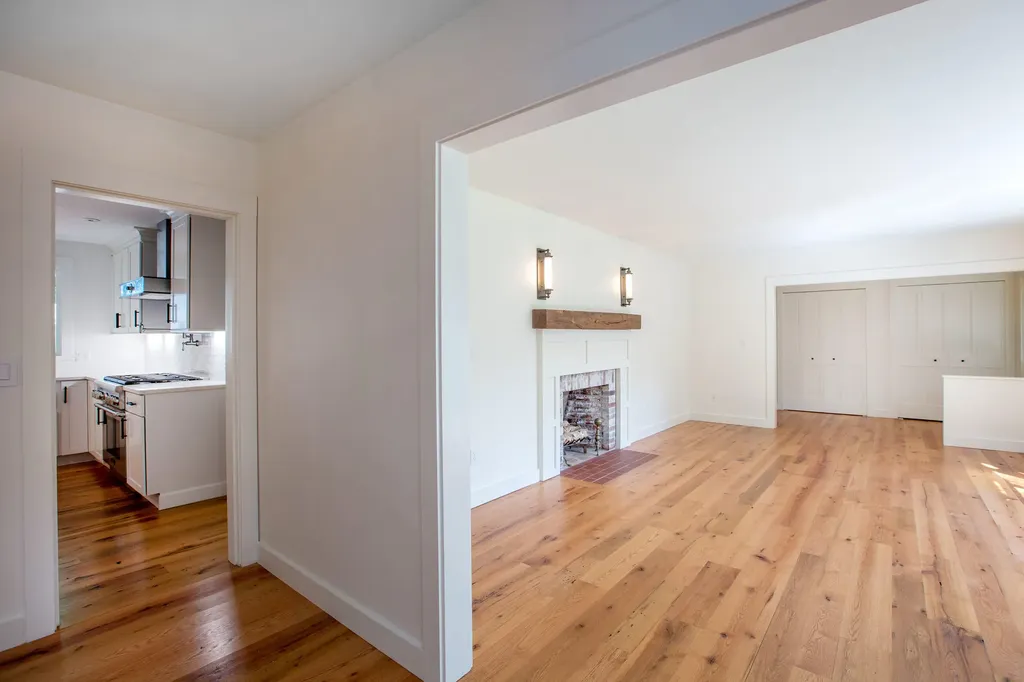 33 Meadowbrook Road Brunswick ME 04011