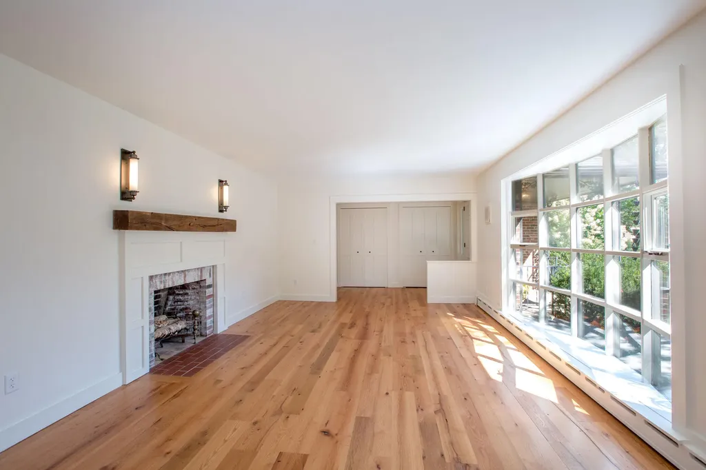 33 Meadowbrook Road Brunswick ME 04011
