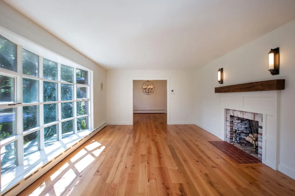 33 Meadowbrook Road Brunswick ME 04011