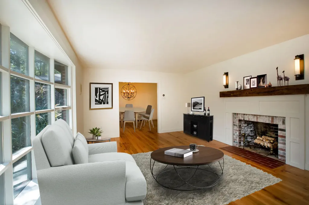 33 Meadowbrook Road Brunswick ME 04011