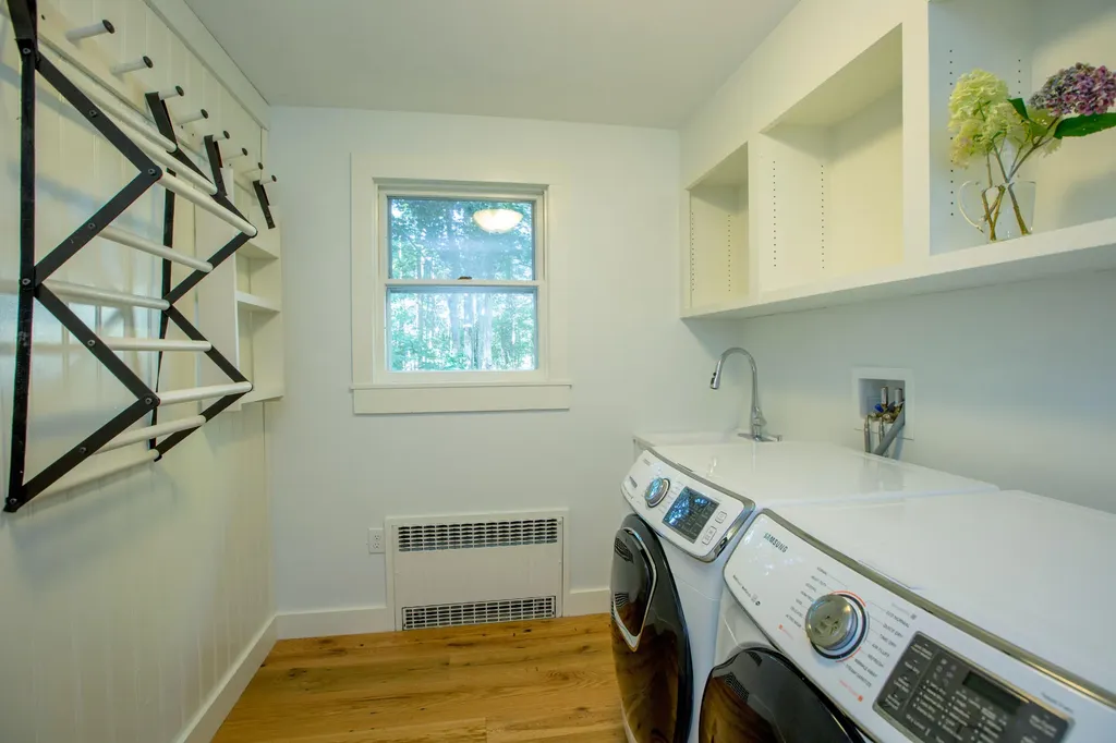 33 Meadowbrook Road Brunswick ME 04011