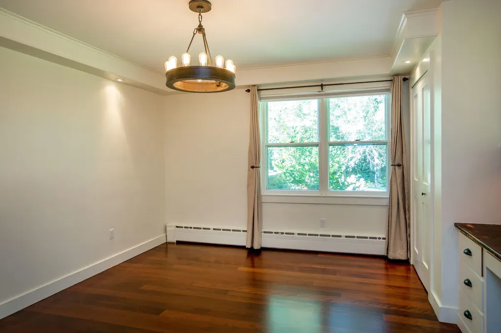 33 Meadowbrook Road Brunswick ME 04011