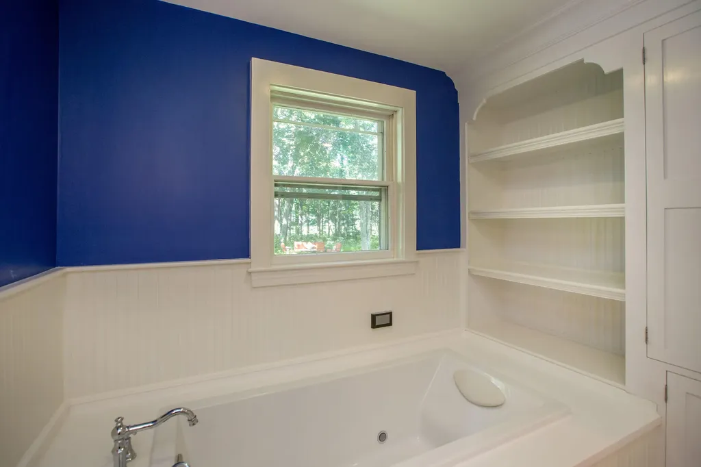 33 Meadowbrook Road Brunswick ME 04011