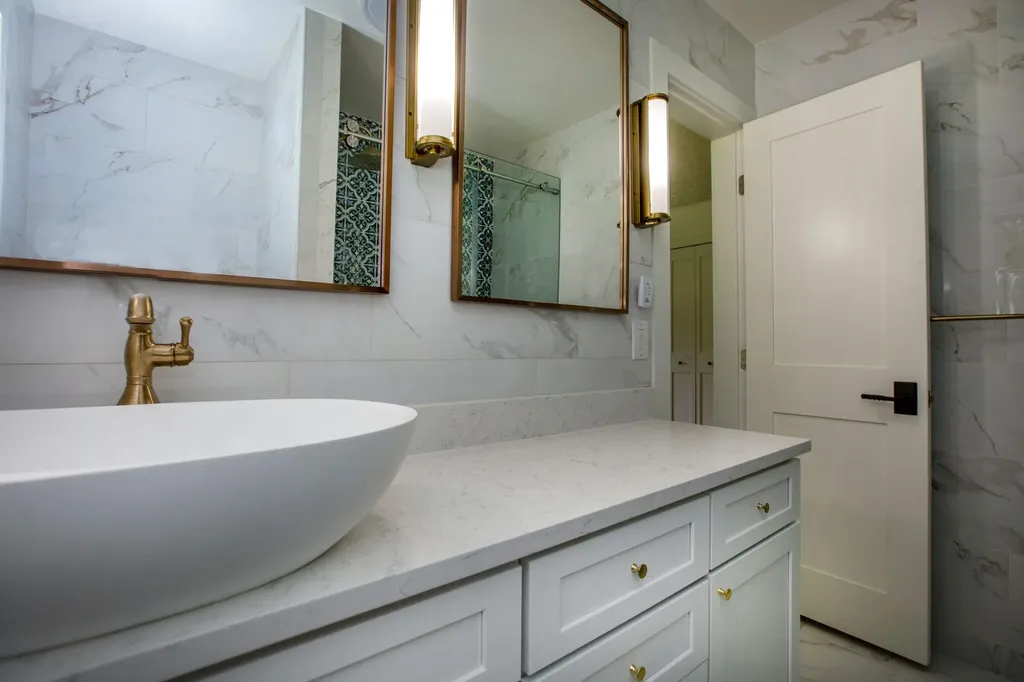 33 Meadowbrook Road Brunswick ME 04011
