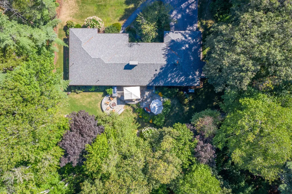 33 Meadowbrook Road Brunswick ME 04011