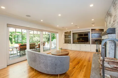 33 Meadowbrook Road Brunswick ME 04011