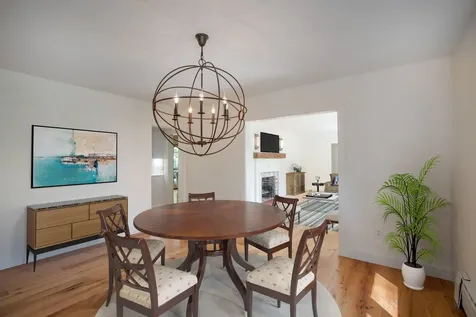 33 Meadowbrook Road Brunswick ME 04011