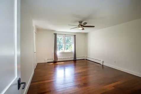 33 Meadowbrook Road Brunswick ME 04011