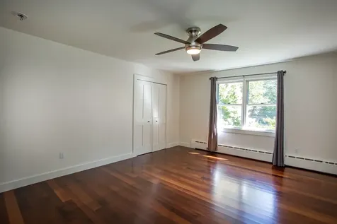 33 Meadowbrook Road Brunswick ME 04011