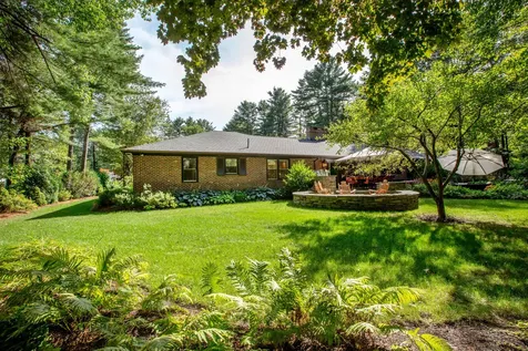 33 Meadowbrook Road Brunswick ME 04011