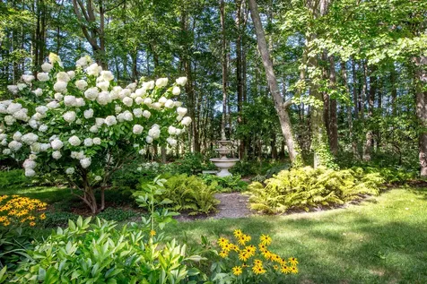 33 Meadowbrook Road Brunswick ME 04011