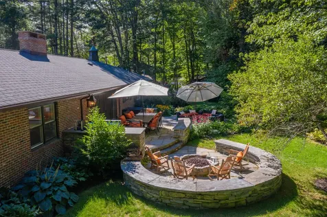 33 Meadowbrook Road Brunswick ME 04011