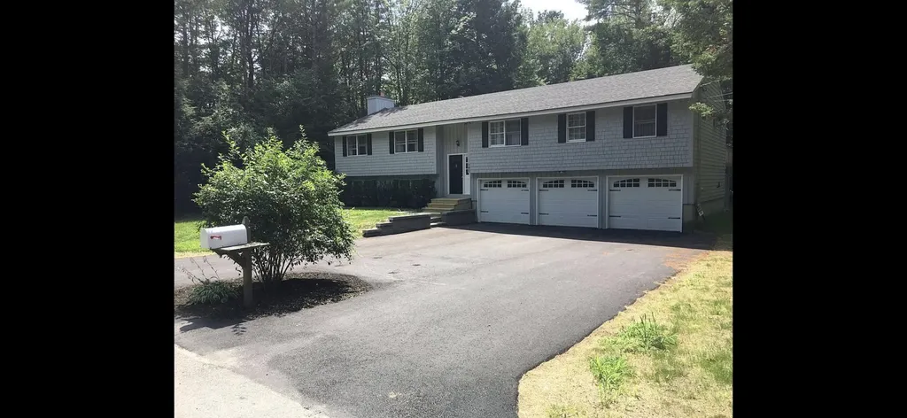 1 Merganser Lane Topsham ME 04086