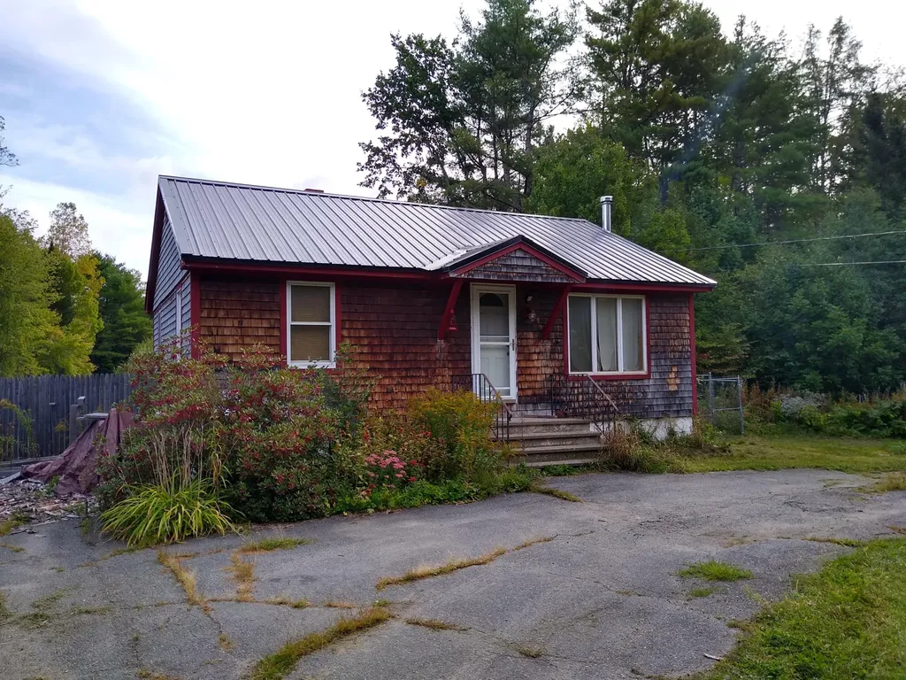 2387 Hudson Road Hudson ME 04449