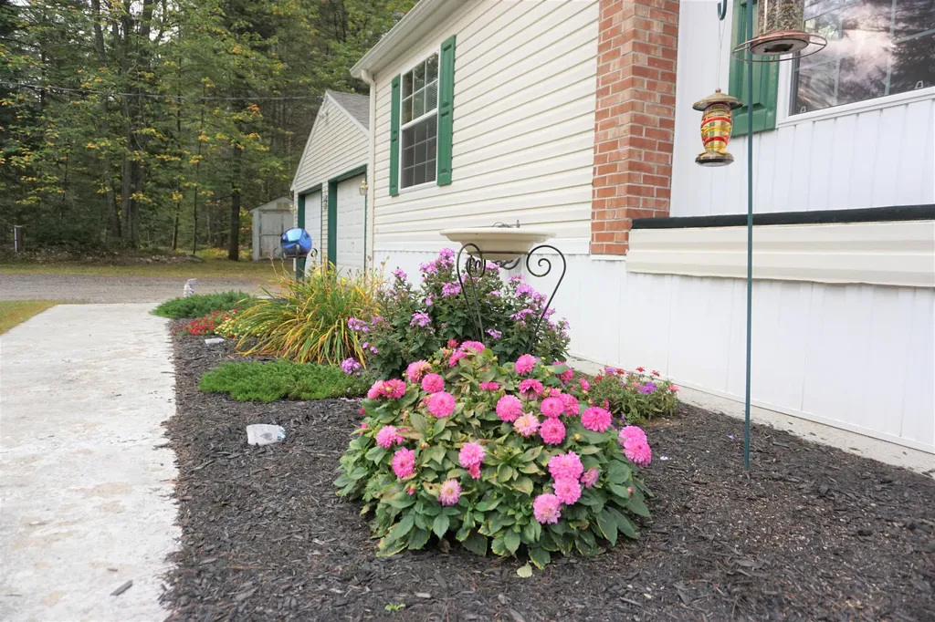40 Cotton Road Lisbon ME 04250