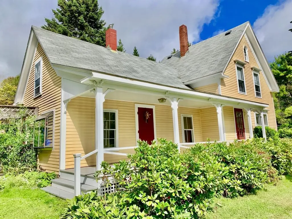 1 Simonton Road Camden ME 04843
