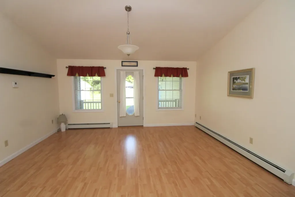 3242 Union Street Glenburn ME 04401